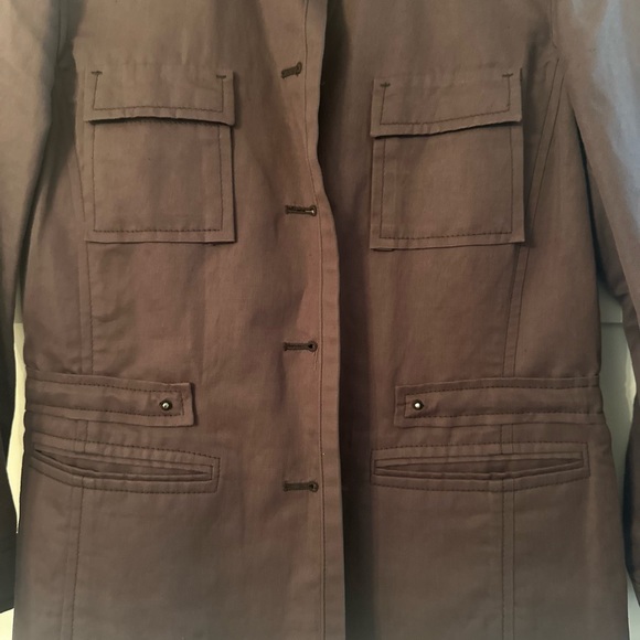 HUGO BOSS jacosa in chocolate. US size 8. Arm length 20” jacket length 20” - Picture 2 of 8